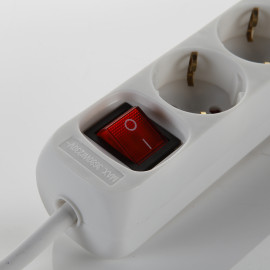 BASE MÚLTIPLE CON INTERRUPTOR 5 ENCHUFES CON CABLE 3X1,5 3 METROS ALYCO